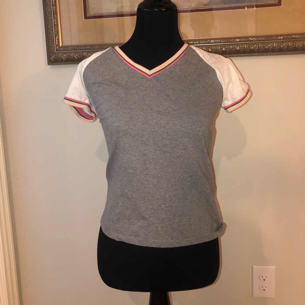 True Craft Grey/White & multicolor detailed Tee